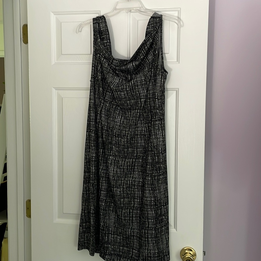 Ann Taylor stretch fabric black dress with slight cowl neck and white design